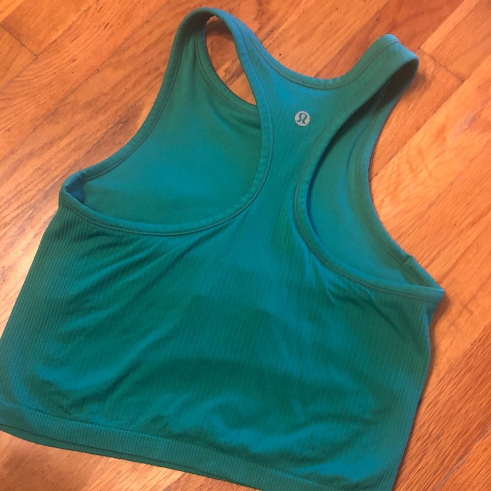 🐢LULULEMON TANK